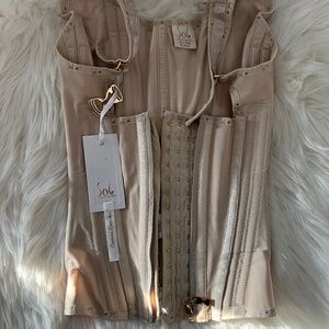 Sol Beauty and Care- Extreme Waistcoat Platinum Edition